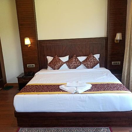 Misty Mountain Manali Hotel Ngoại thất bức ảnh