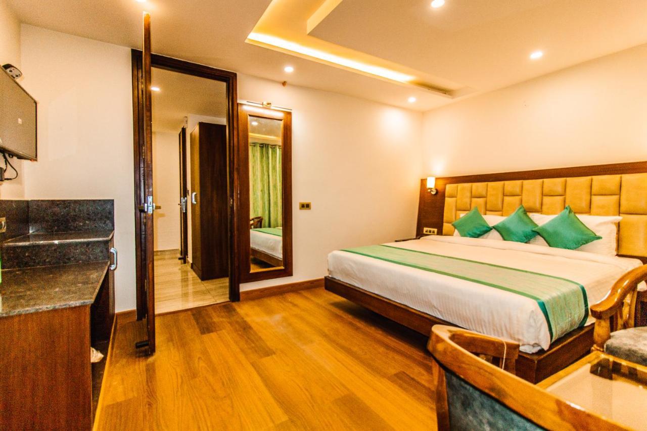 Misty Mountain Manali Hotel Ngoại thất bức ảnh