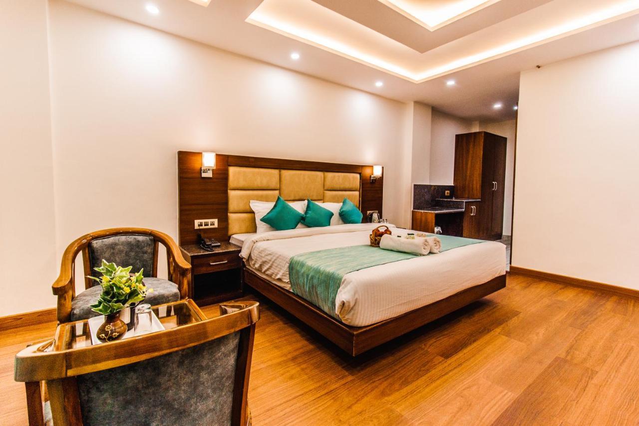 Misty Mountain Manali Hotel Ngoại thất bức ảnh