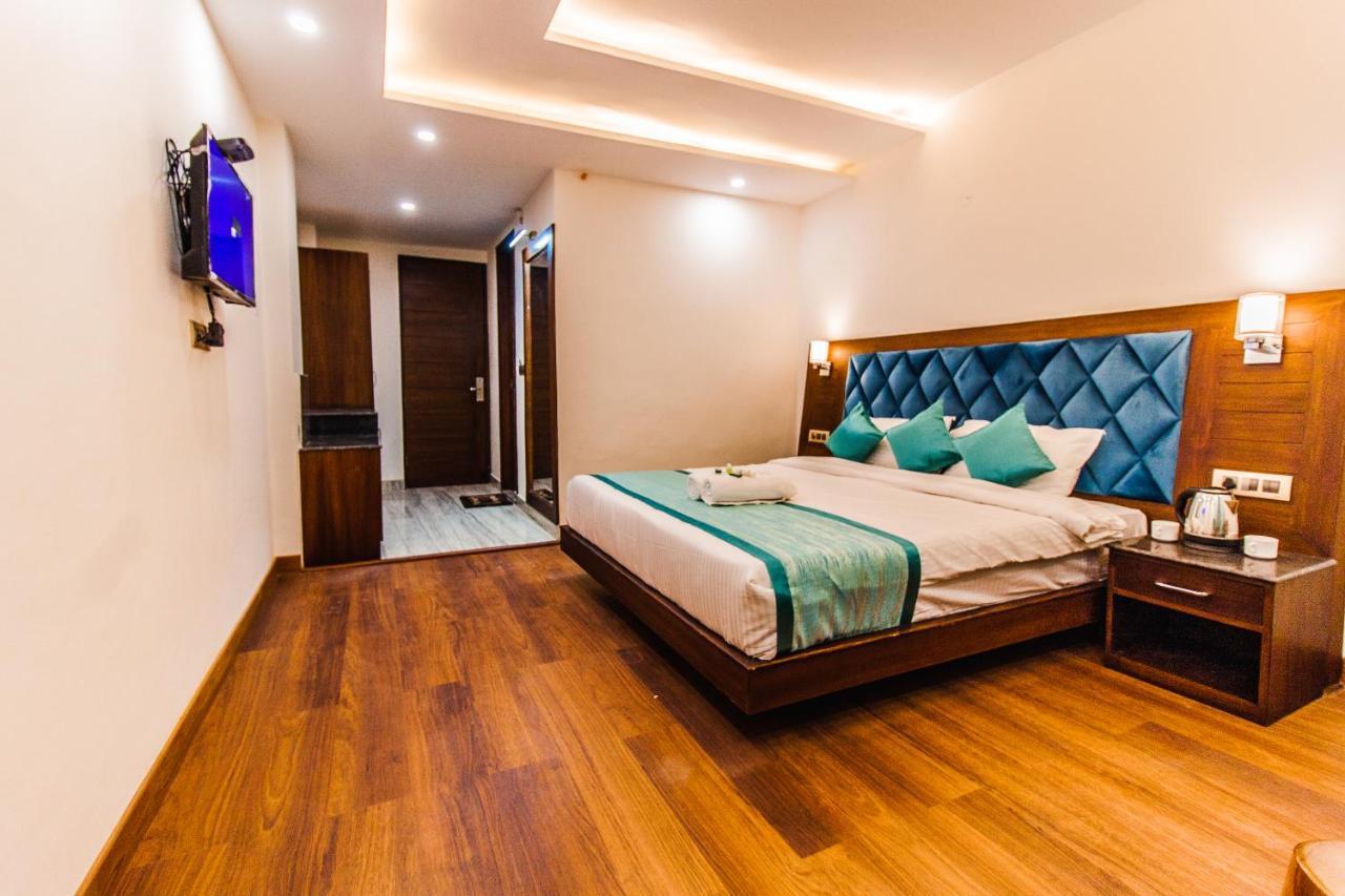 Misty Mountain Manali Hotel Ngoại thất bức ảnh