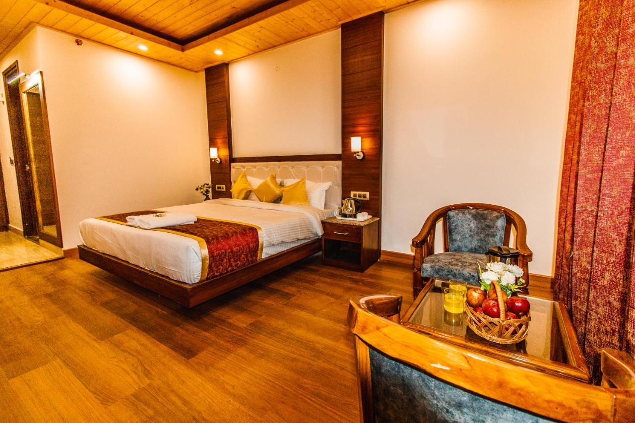 Misty Mountain Manali Hotel Ngoại thất bức ảnh