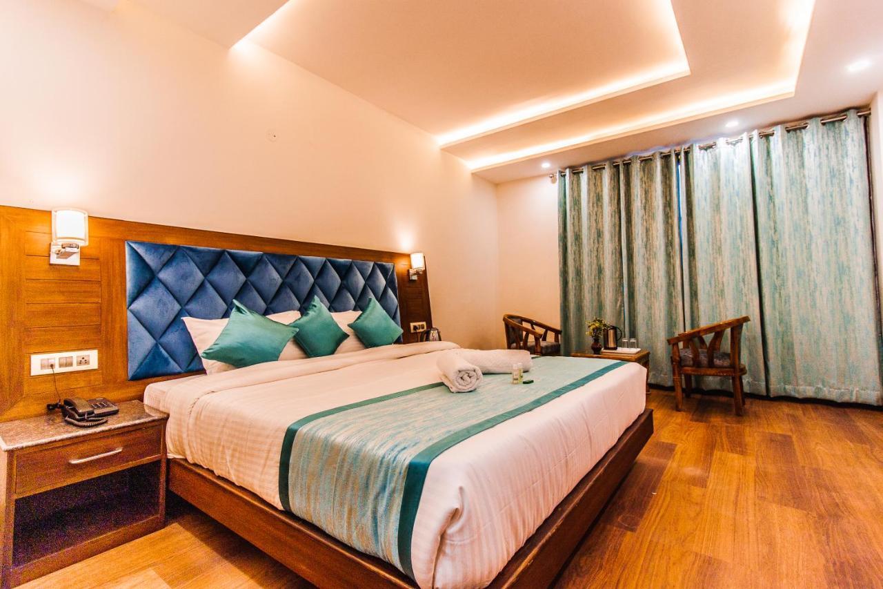 Misty Mountain Manali Hotel Ngoại thất bức ảnh