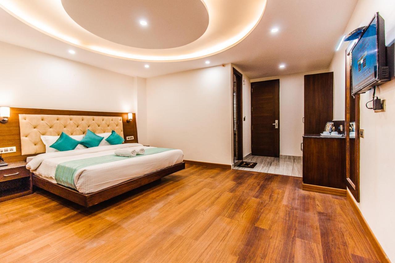 Misty Mountain Manali Hotel Ngoại thất bức ảnh