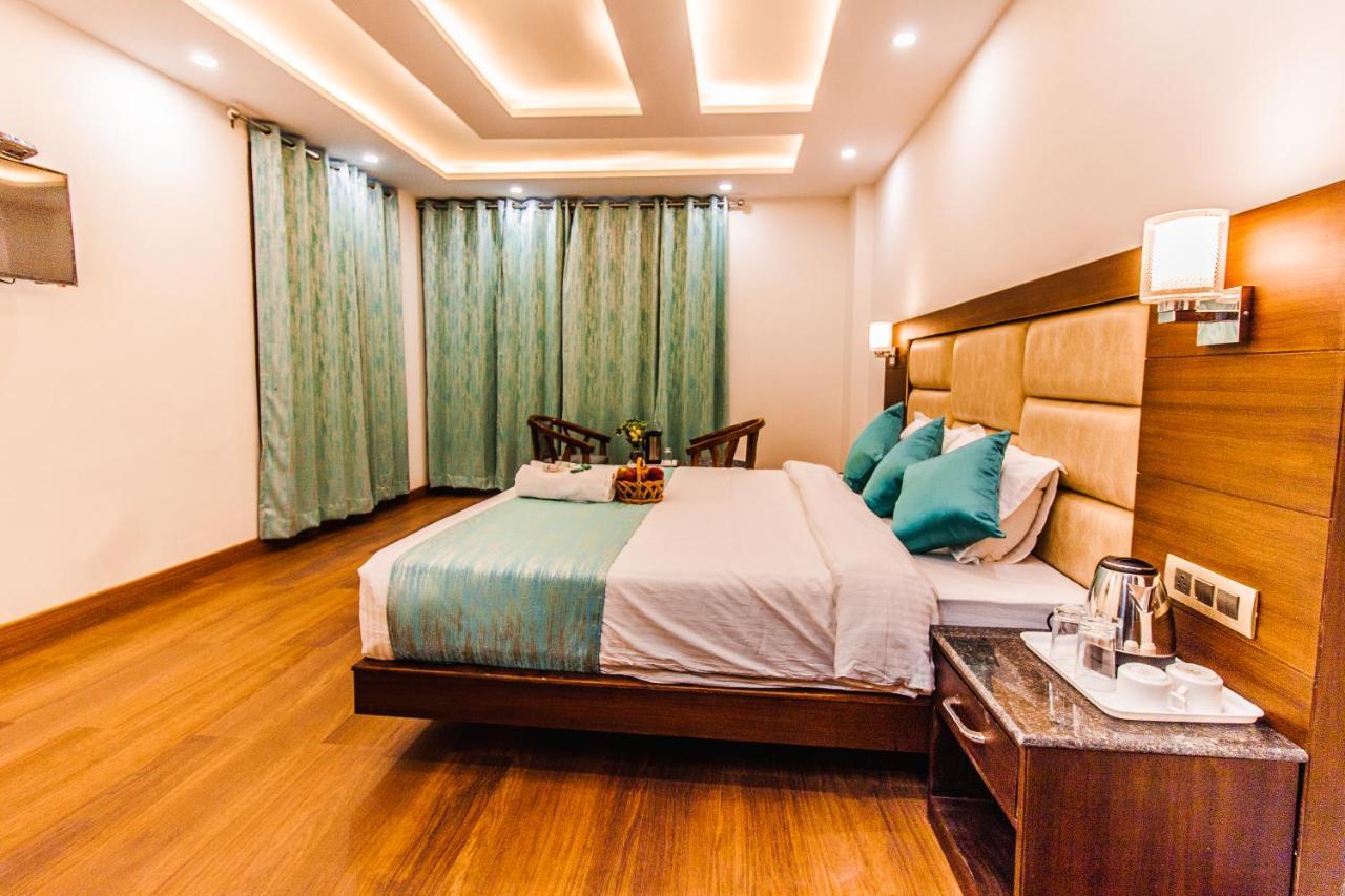 Misty Mountain Manali Hotel Ngoại thất bức ảnh