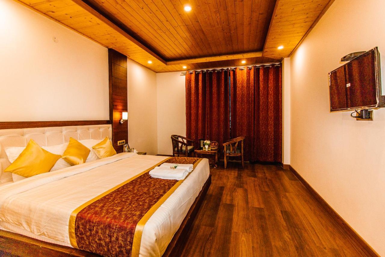 Misty Mountain Manali Hotel Ngoại thất bức ảnh